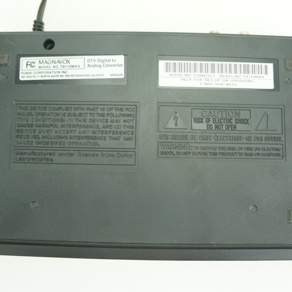 Magnavox TB110MW9 SDTV Converter Box Digital To Analog Tuner NO REMOTE/CORDS - Picture 7 of 8